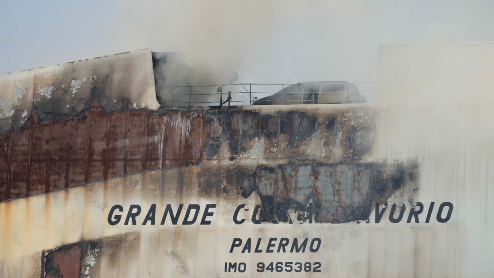 Featured image for "Fatal Newark Port Fire Extinguished, Union Demands Additional Staff"