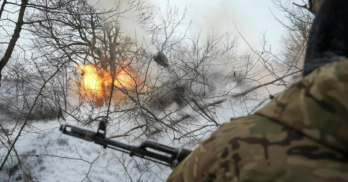 "Ukraine's Front Line: Intense Battles and Troops Begging for Help"