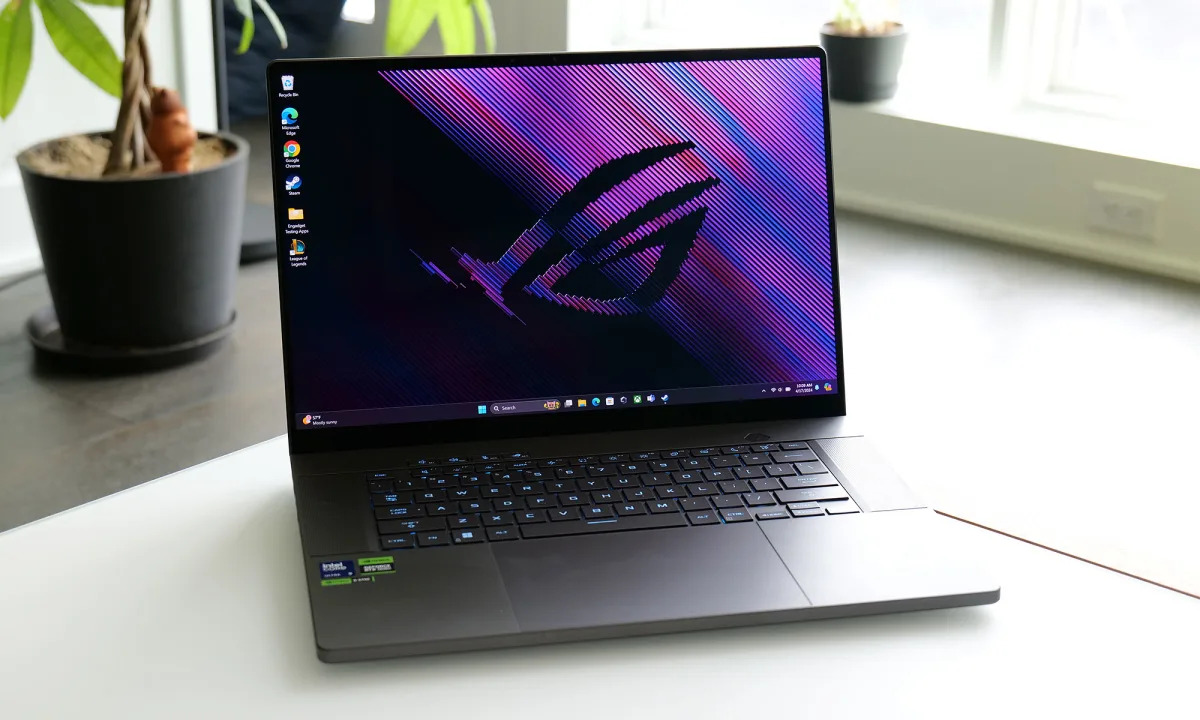 "Unbeatable Deals: Discounted ASUS ROG Zephyrus G16 (2024) and ROG Strix G16 Laptops with RTX 4070 Graphics"