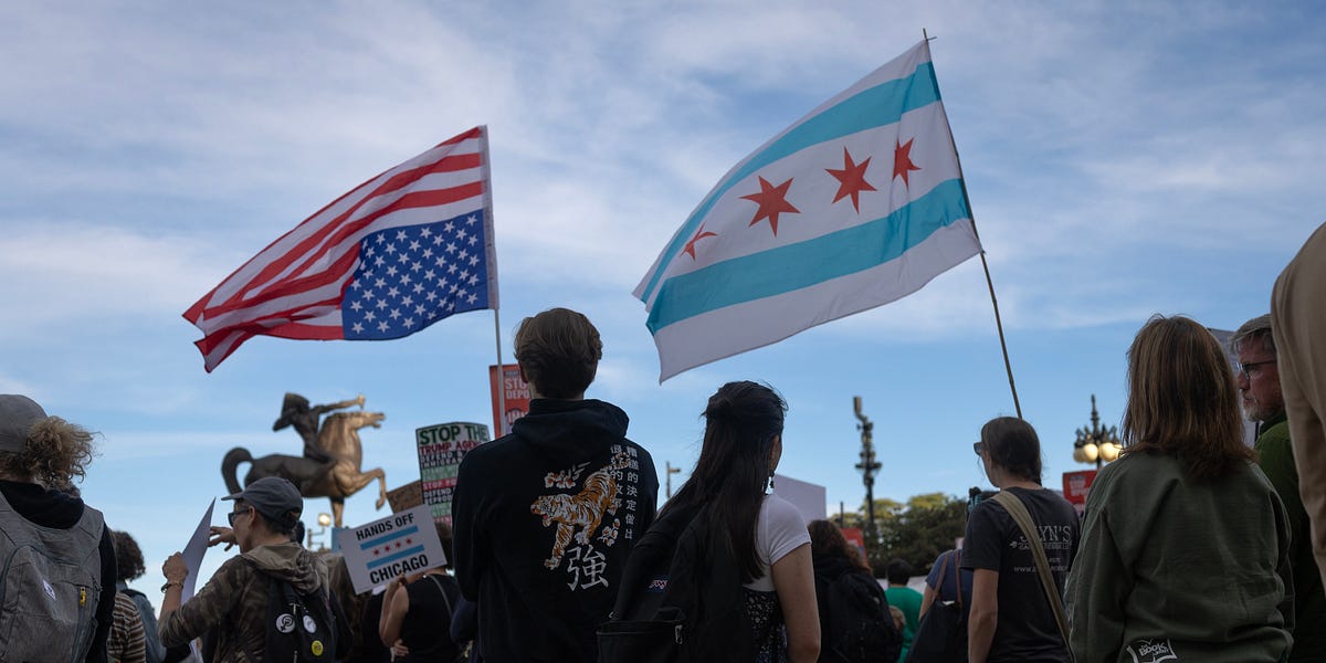 Featured image for Tensions Rise in Chicago Amid Immigration Enforcement Activities