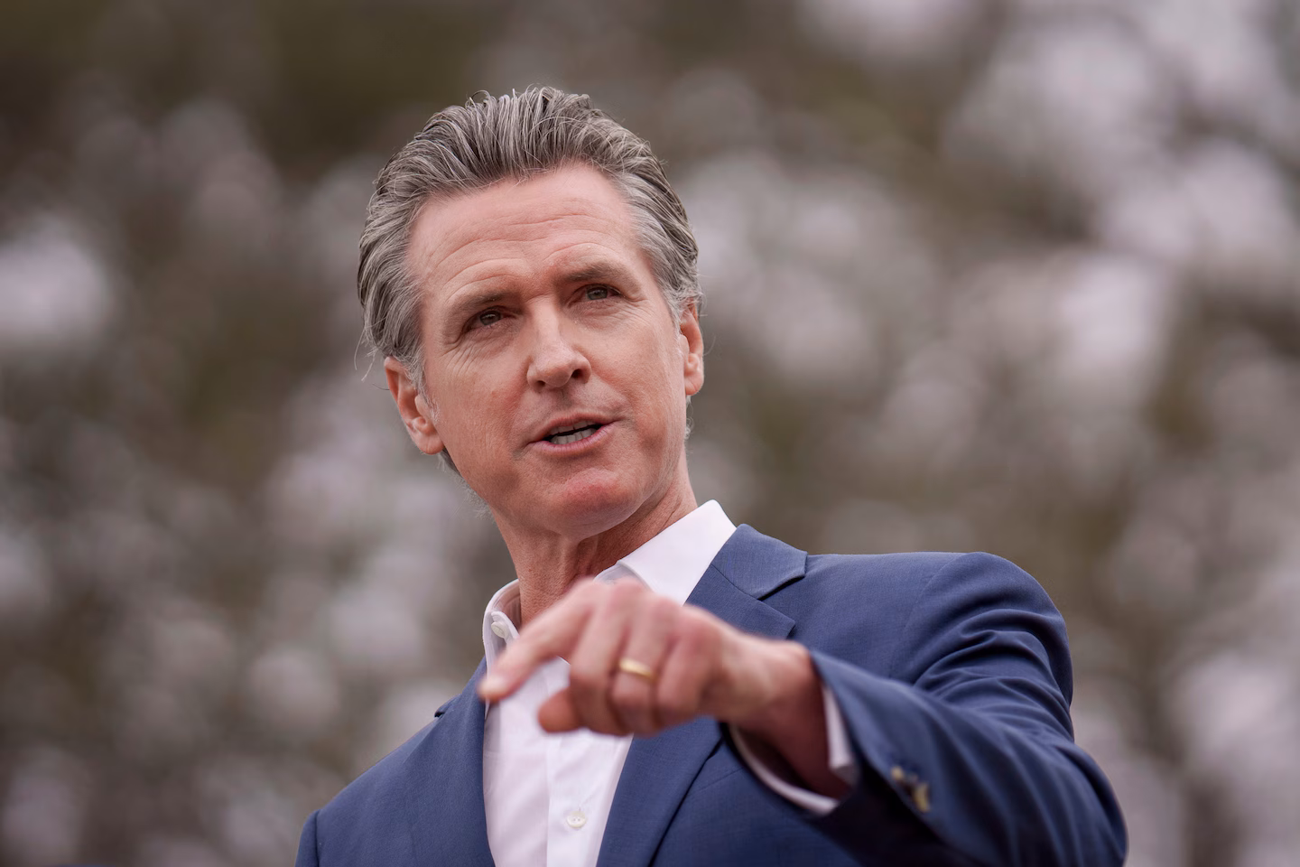 California Plans EV Subsidies Amid Federal Tax Credit Uncertainty