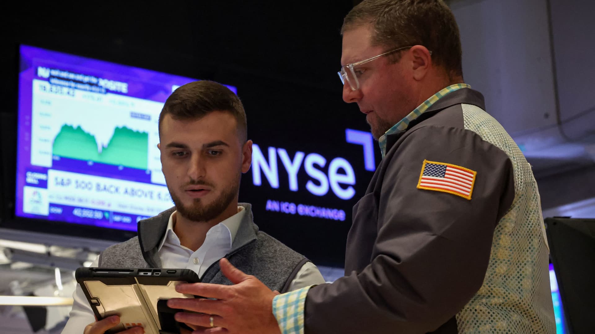 Featured image for Treasury Yields Steady Amid Fed and Geopolitical Cues