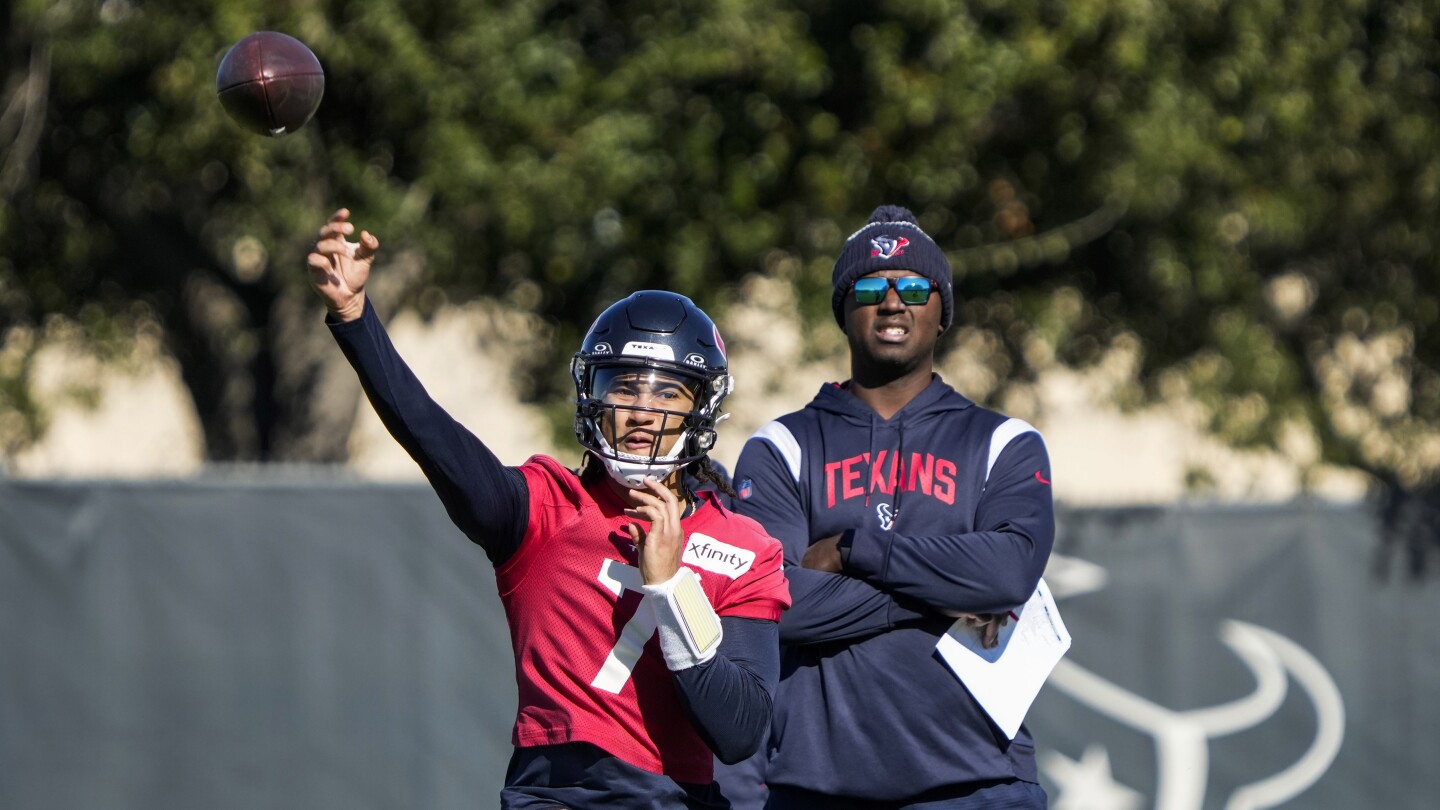 "Saints Pursue Jerrod Johnson as Offensive Coordinator"