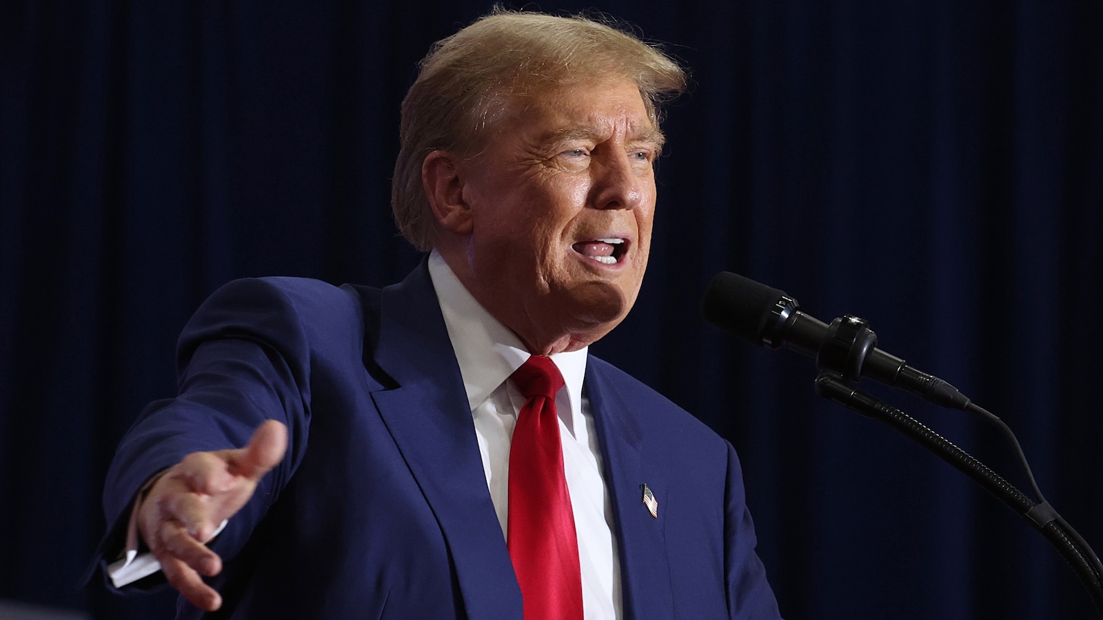 "Key Developments in Trump's Hush-Money Trial Jury Selection Process"