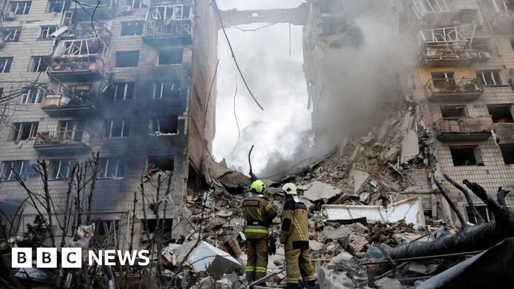 Featured image for G7 and UK Unveil New Sanctions to Pressure Russia in Ukraine