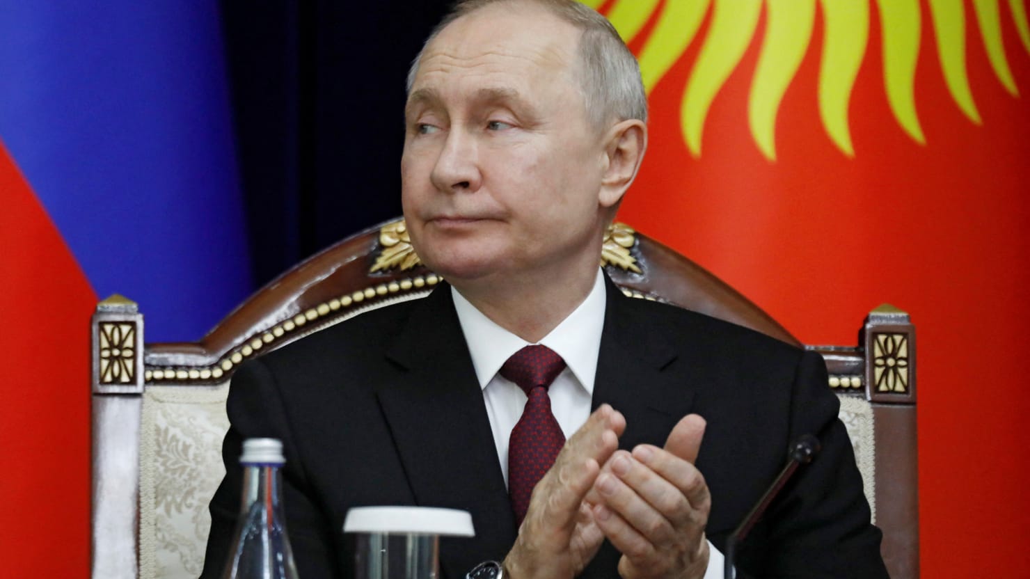 "Hamas' Shout-Out to Putin Triggers Russia's UN Security Council Vote on Israel-Gaza"