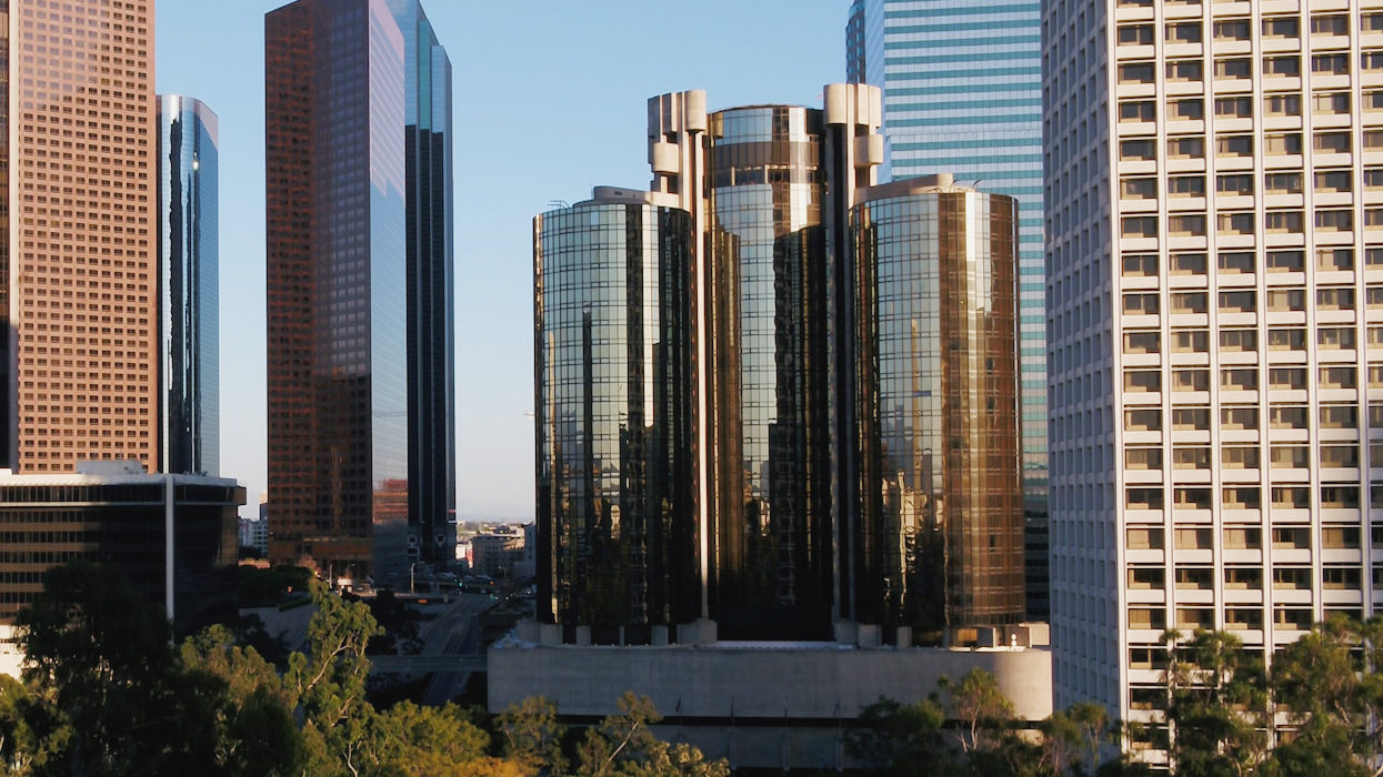 Featured image for Outbreak at L.A. Conference: 32 Sickened by Bacterial Infection