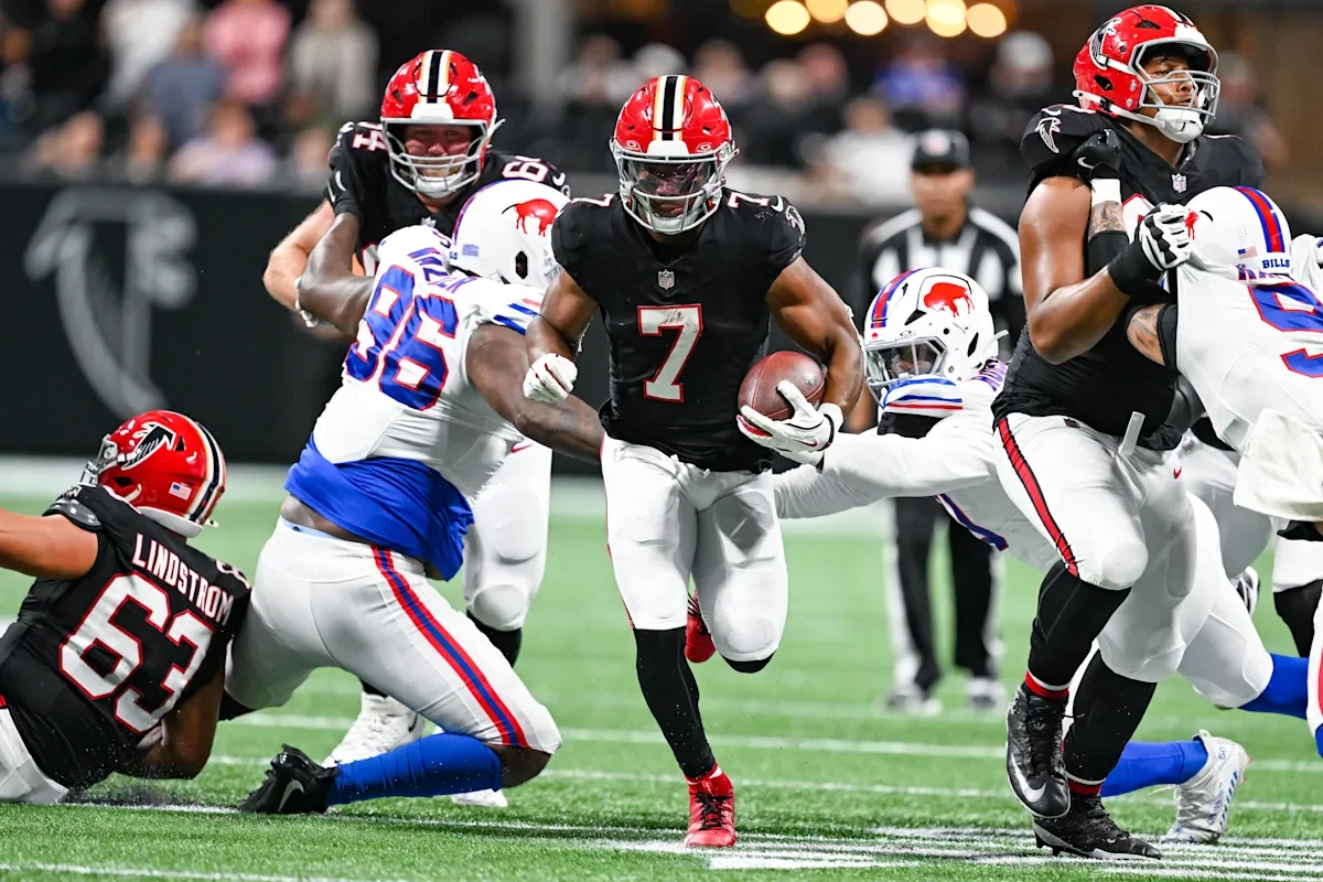 Bijan Robinson Leads Falcons to Victory Over Bills on Monday Night