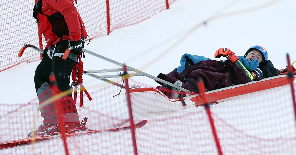 Featured image for Mikaela Shiffrin Suffers Painful Injury in World Cup Crash