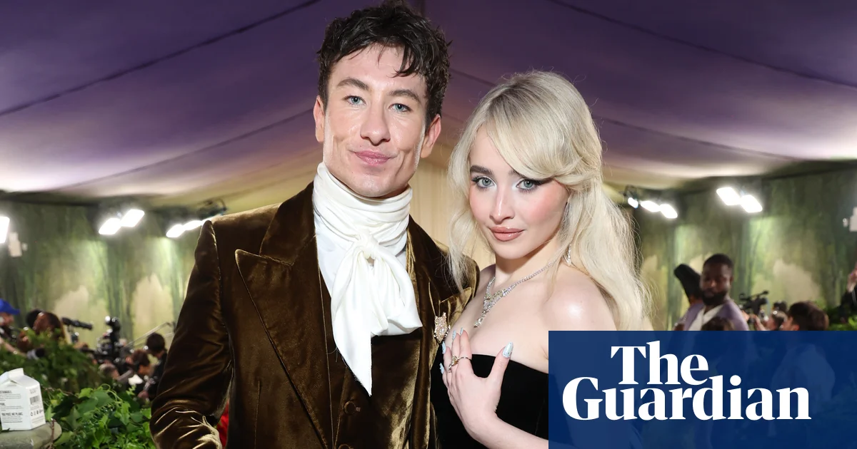 Featured image for Barry Keoghan Condemns Online Trolls Over Parenting Criticism