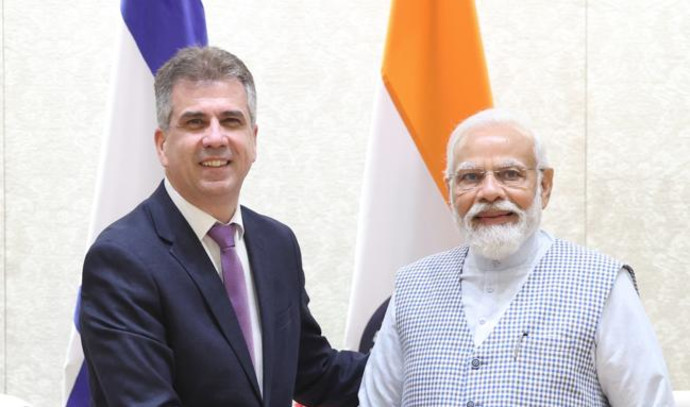 Israel's Foreign Minister and Indian PM discuss Abraham Accords and trade agreements.