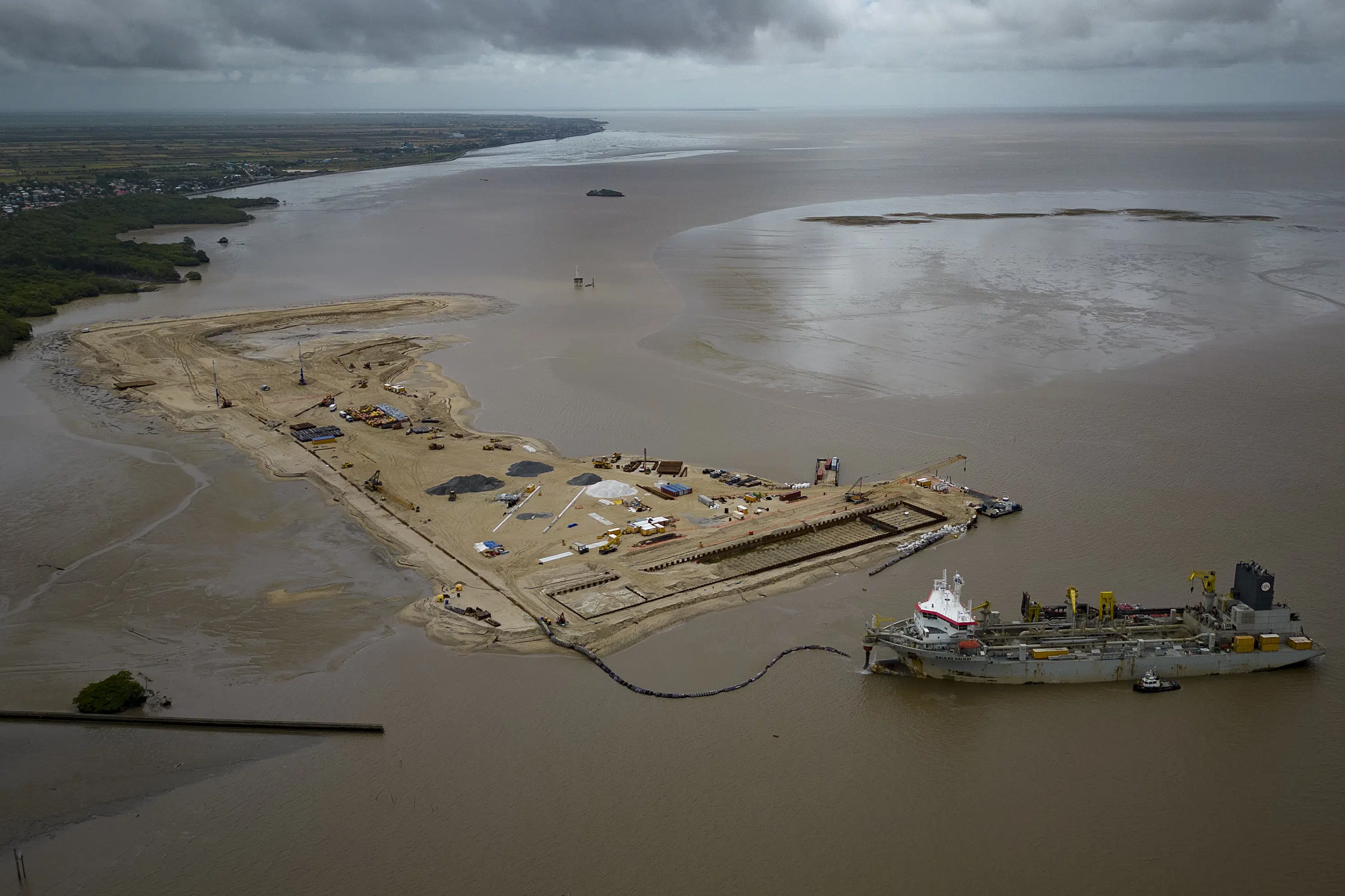 Guyana's Oil Boom Sparks Fierce Competition for Profits.