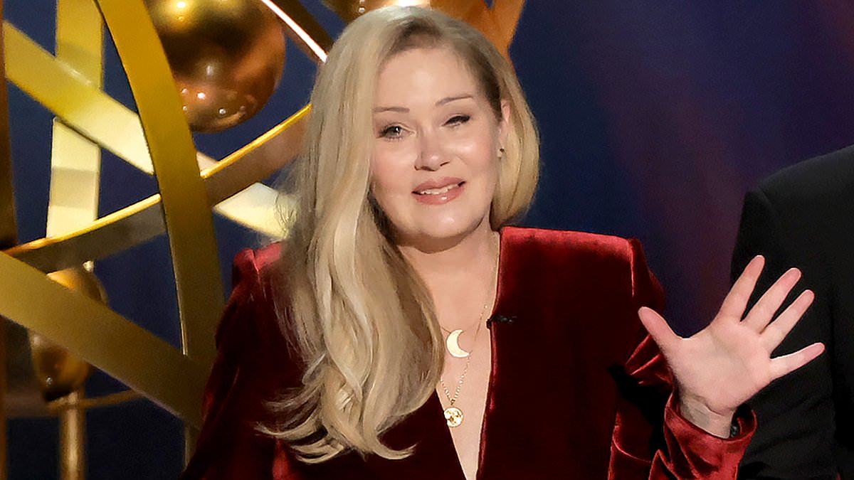 Featured image for "Christina Applegate's Unlikely Friendship with Below Deck Star Amid MS Battle"