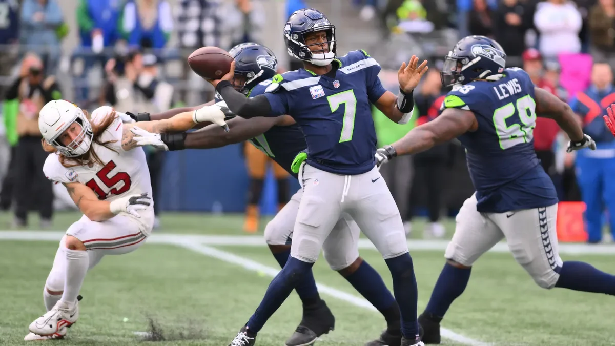 Featured image for "Seahawks vs. Cardinals: Insider Predictions and Odds for the Season's Final Showdown"