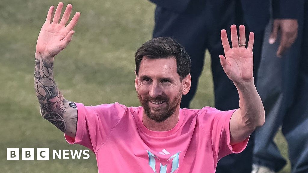 Featured image for Messi's India Tour Ends Amid Fan Unrest and Controversies