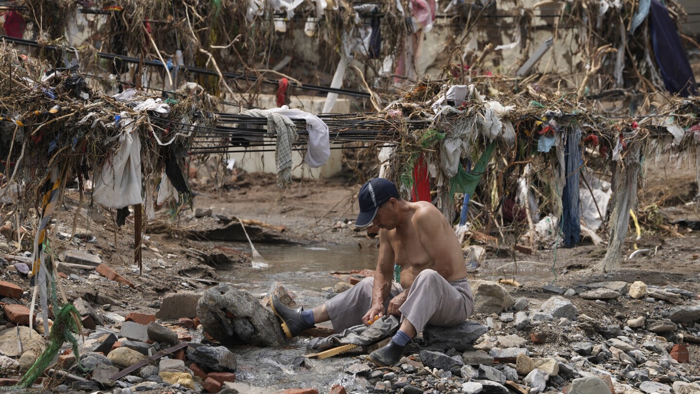 China's Deadly Flooding: Rescues and Evacuations Intensify