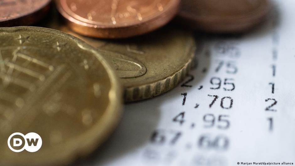 Eurozone Inflation Eases, Prompting Rate Cut Speculation