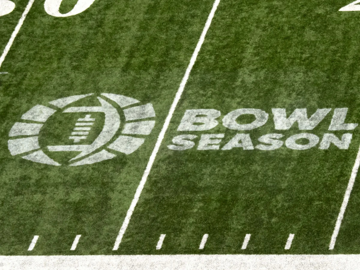 Featured image for "Exploring Solutions for a Revitalized College Football Bowl Season Amidst Transfers and Upsets"