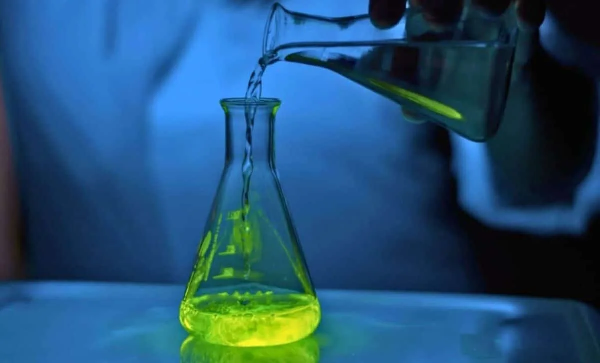 Century-Old Chemistry Rule Rewritten: Scientists Access Forbidden Strained Molecules