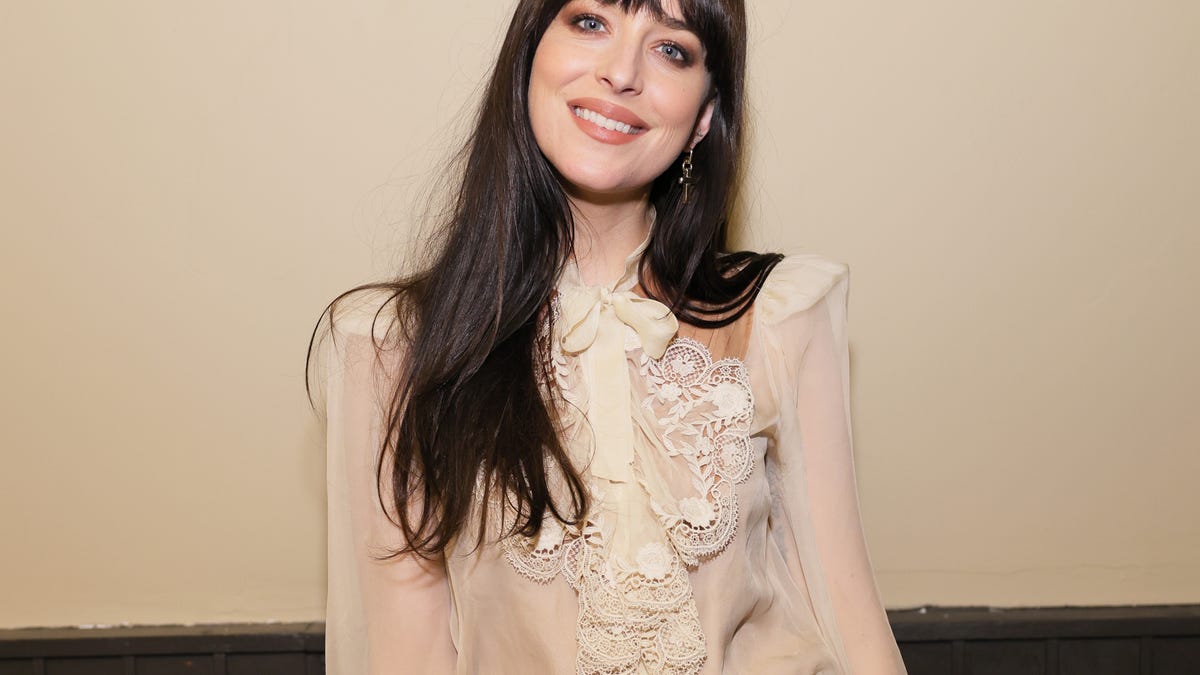 Dakota Johnson's Sleep Habits: Is 14 Hours Too Much?