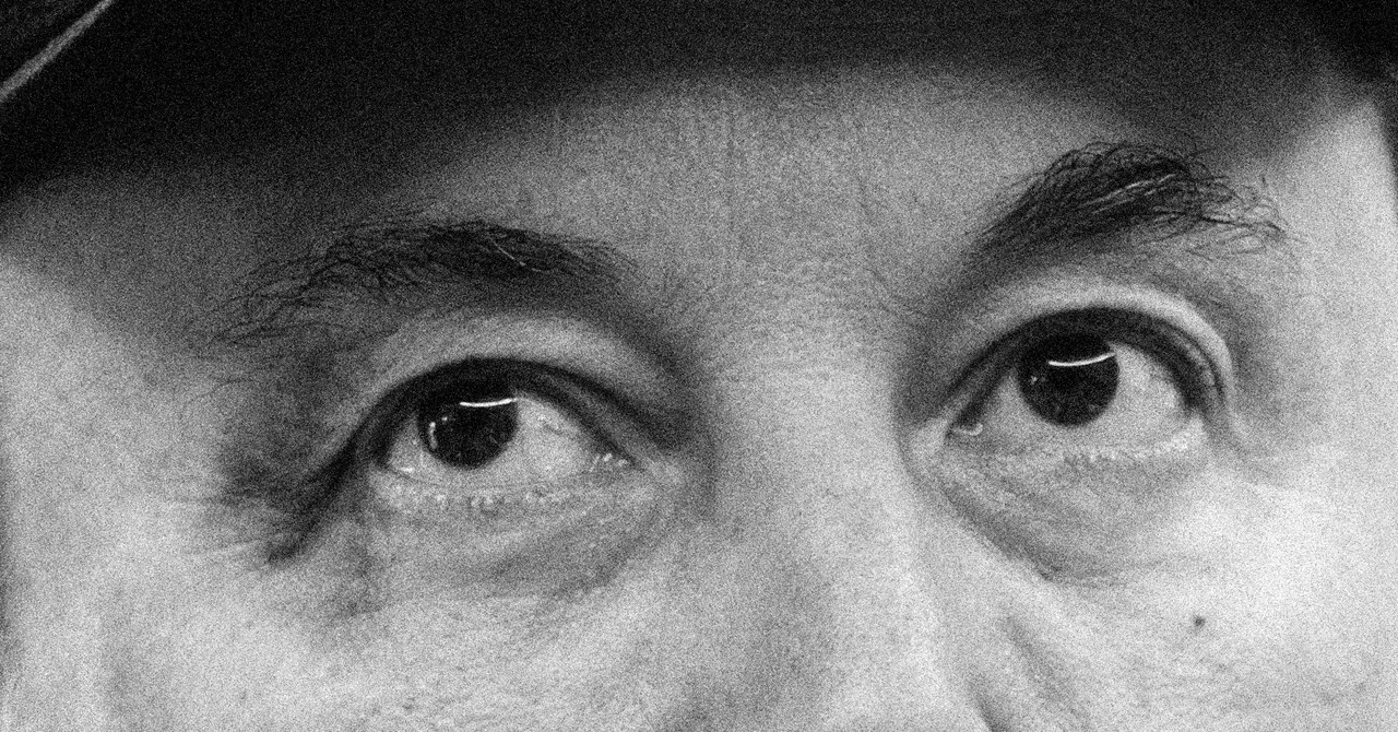Elon Musk's xAI Sues Apple and OpenAI Over AI Competition and App Store Rankings