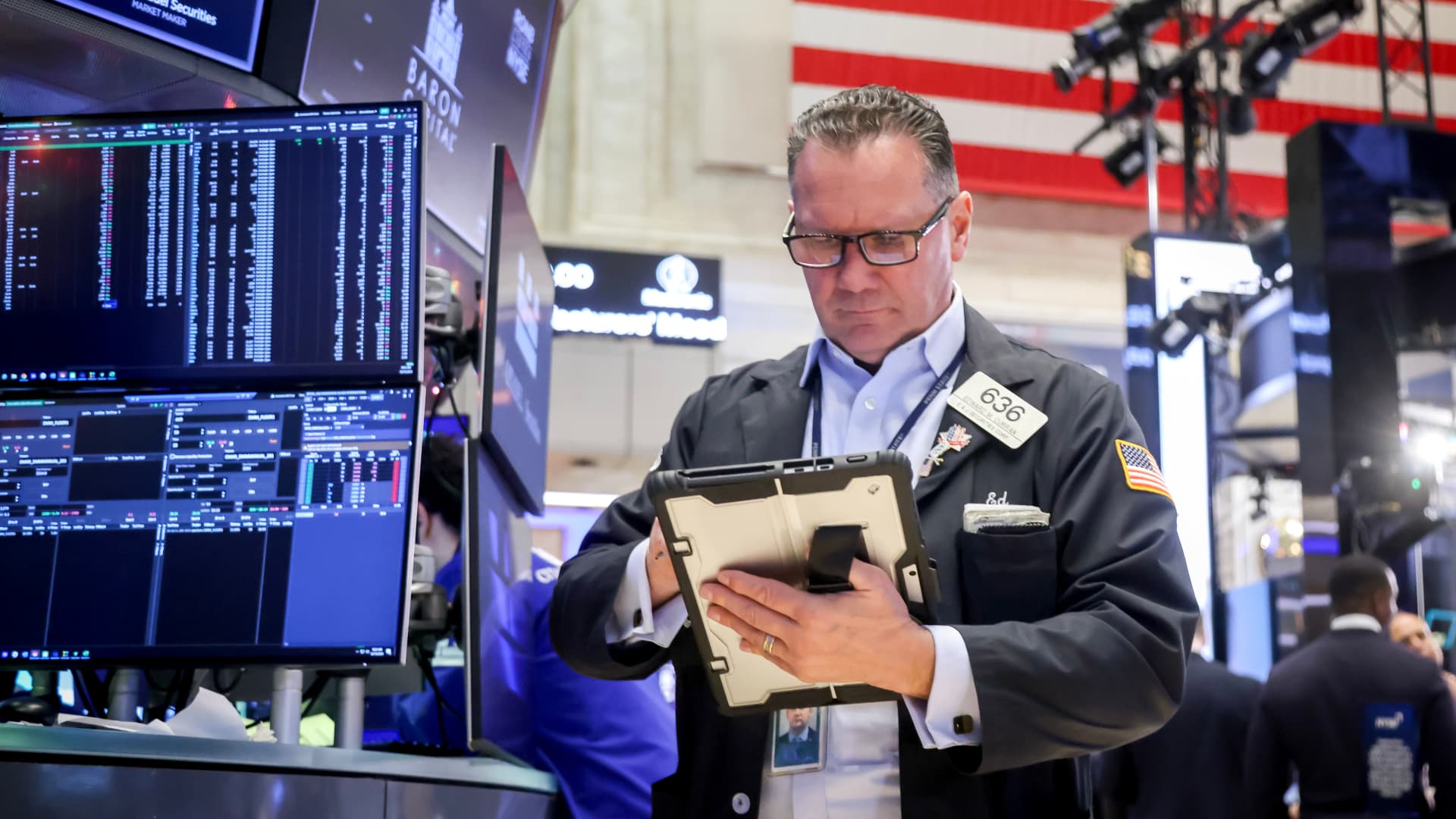 Top Overbought S&P 500 Stocks Near 2026