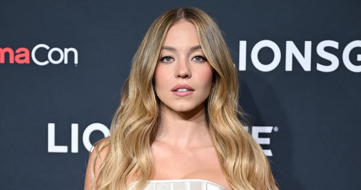 Featured image for Sydney Sweeney and Scooter Braun's Romance Sparks Interest