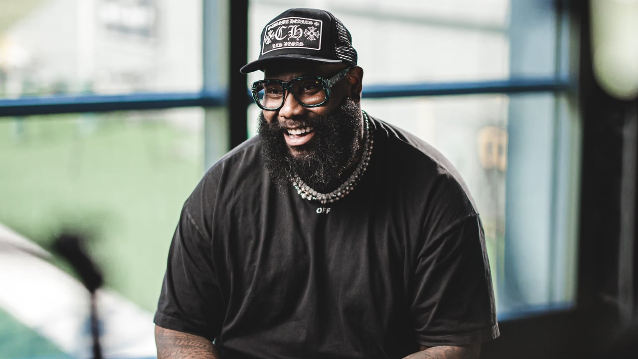 "Jets' Free Agency Overhaul: Tyron Smith Signs 1-Year Deal, Dallas Loses Star Tackle"