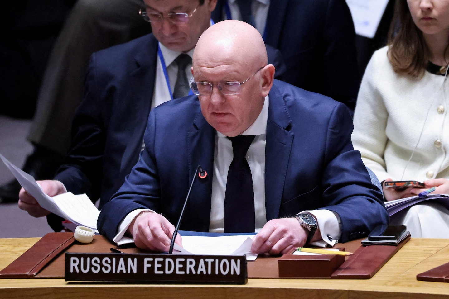 "Russian Veto Ends UN Monitoring of North Korea Sanctions"