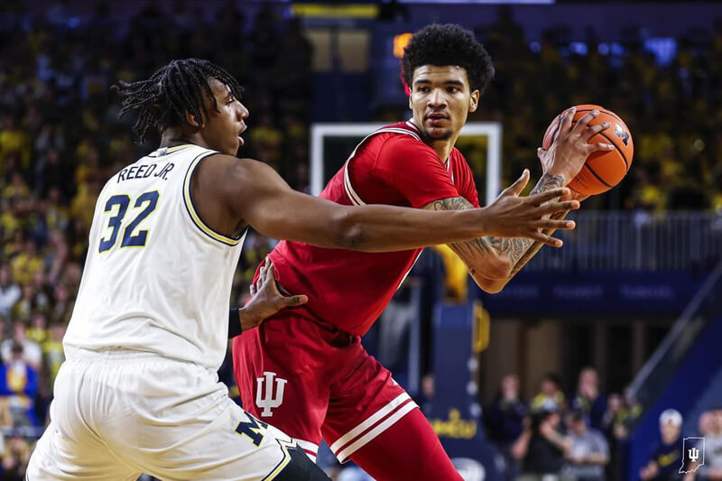 Indiana edges out Michigan in thrilling college basketball showdown