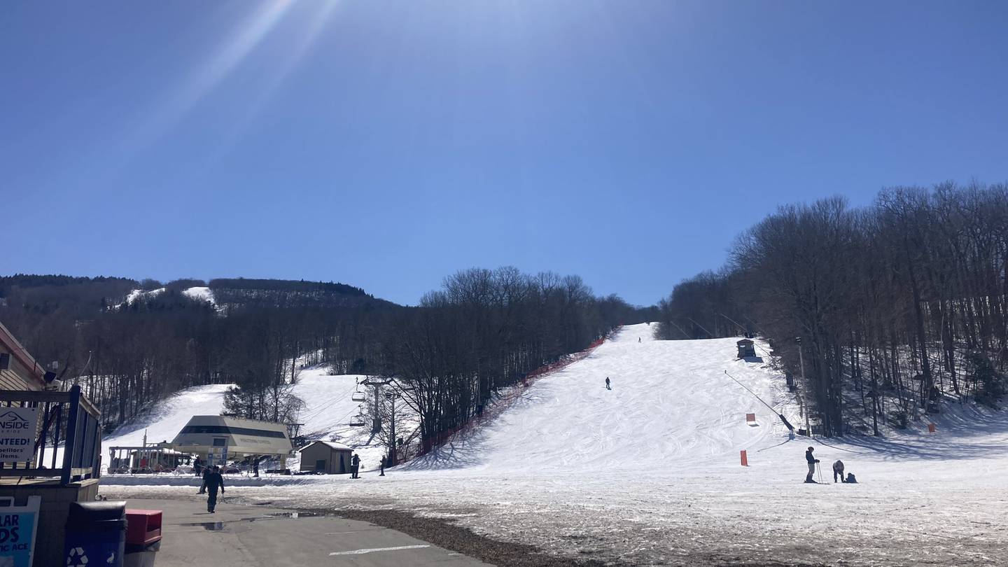 Featured image for Skier Fatally Crashes into Tree at Wachusett Mountain Ski Resort.