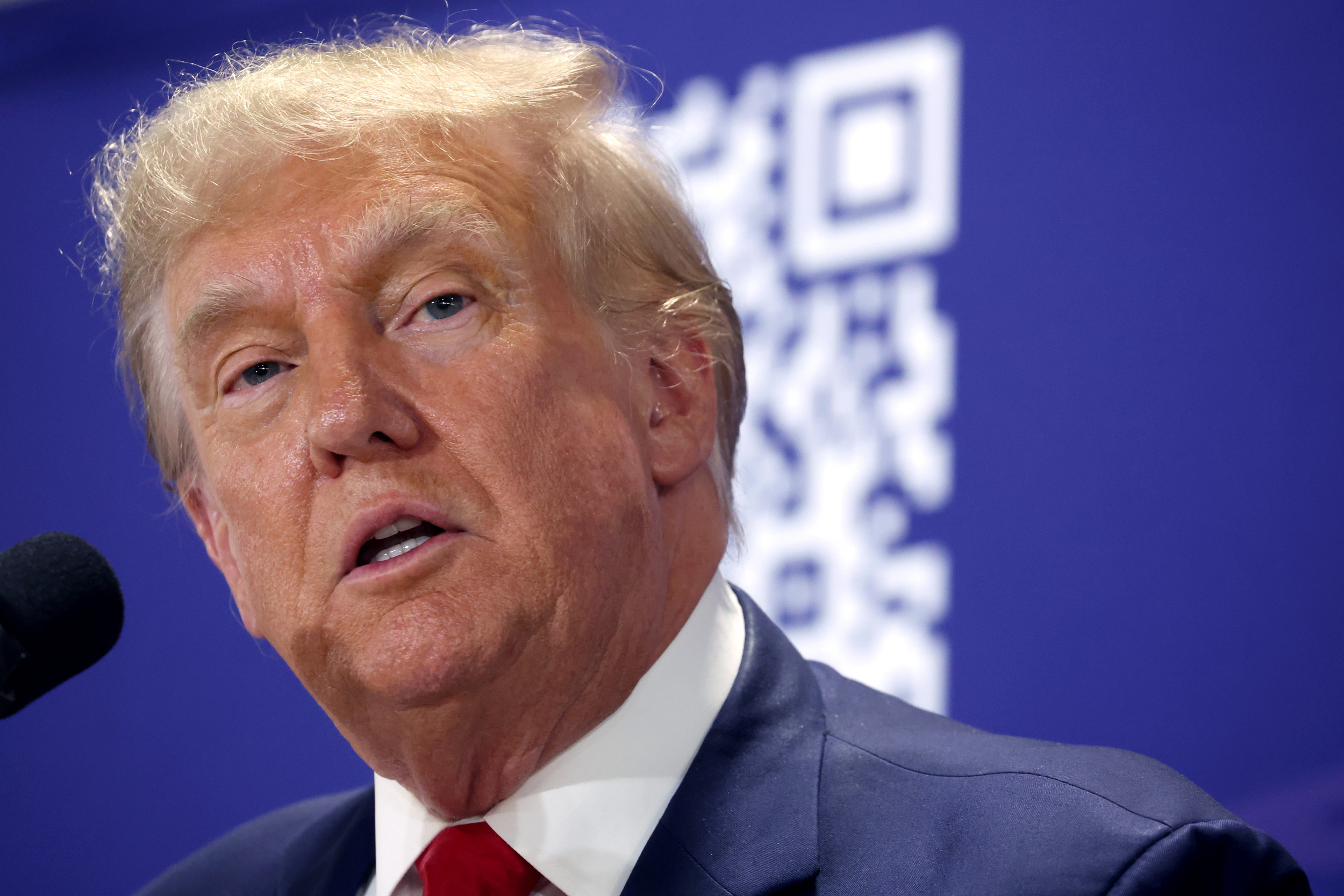 Trump's NY Lawyers Face Uphill Battle in Fraud Case: Judge Chides Defense