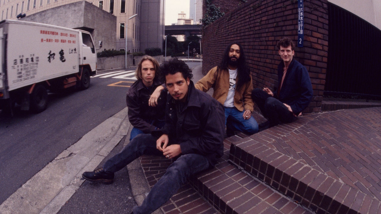 Featured image for Soundgarden and Chris Cornell's Estate Settle Legal Disputes, Clearing Path for New Album.