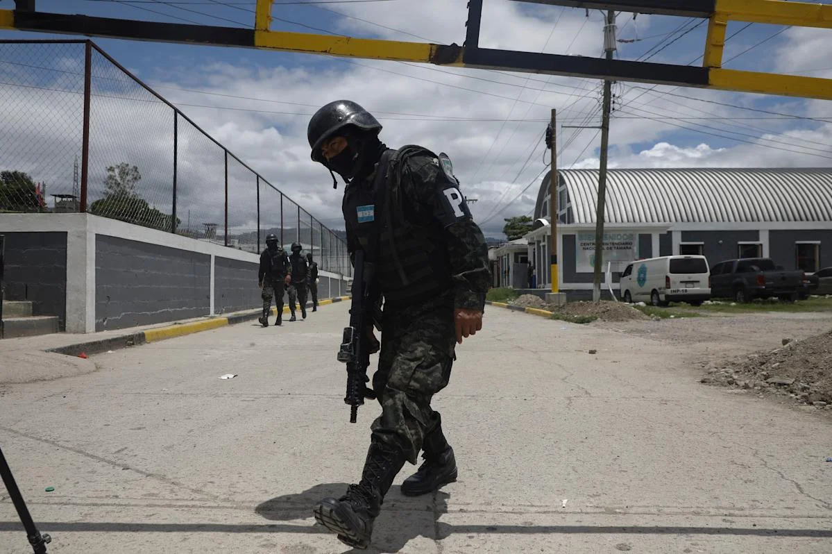 Honduras Implements El Salvador-inspired Tactics to Combat Gangs in Prisons