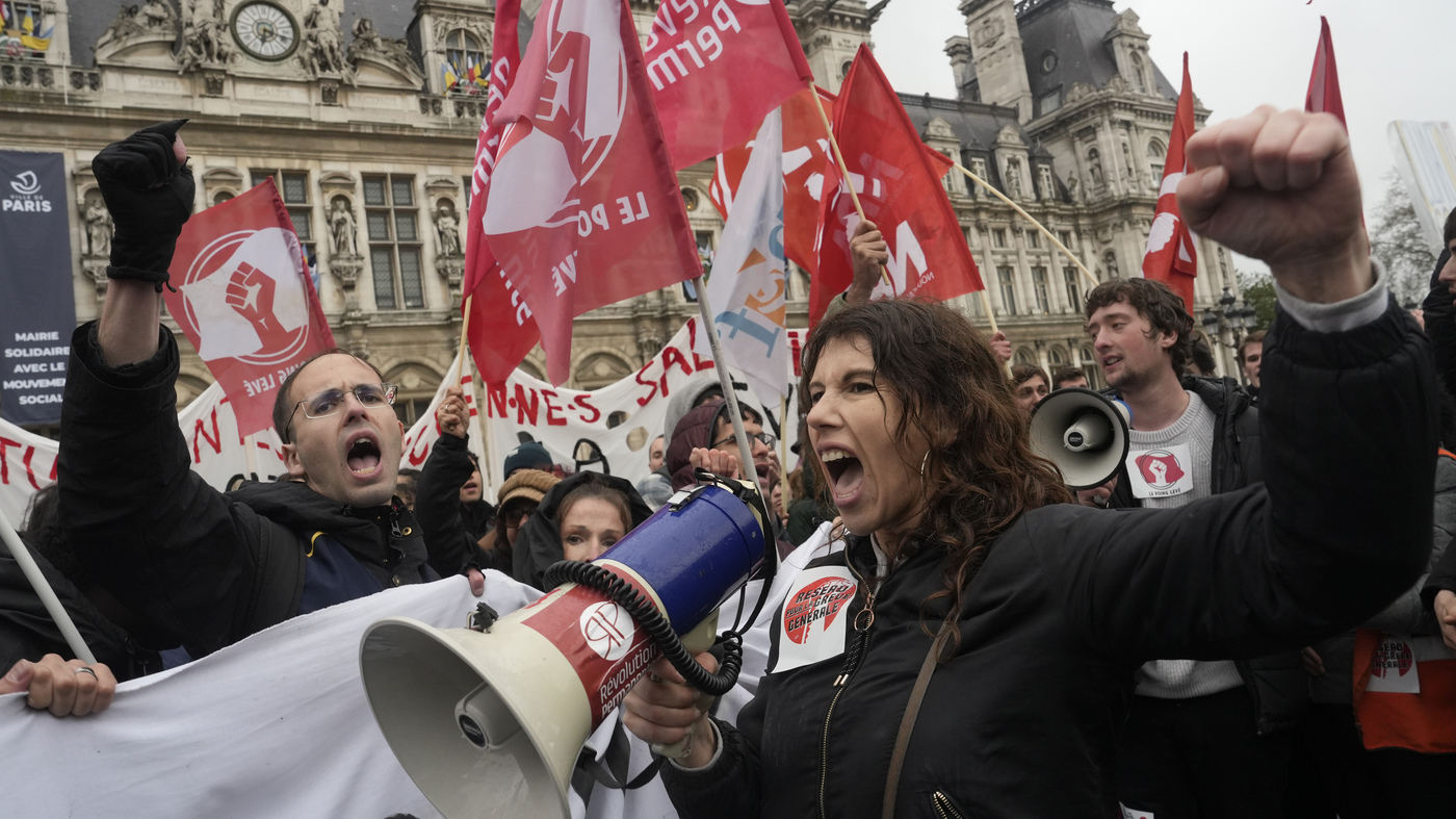 France's Constitutional Council approves Macron's controversial pension reform amidst protests.