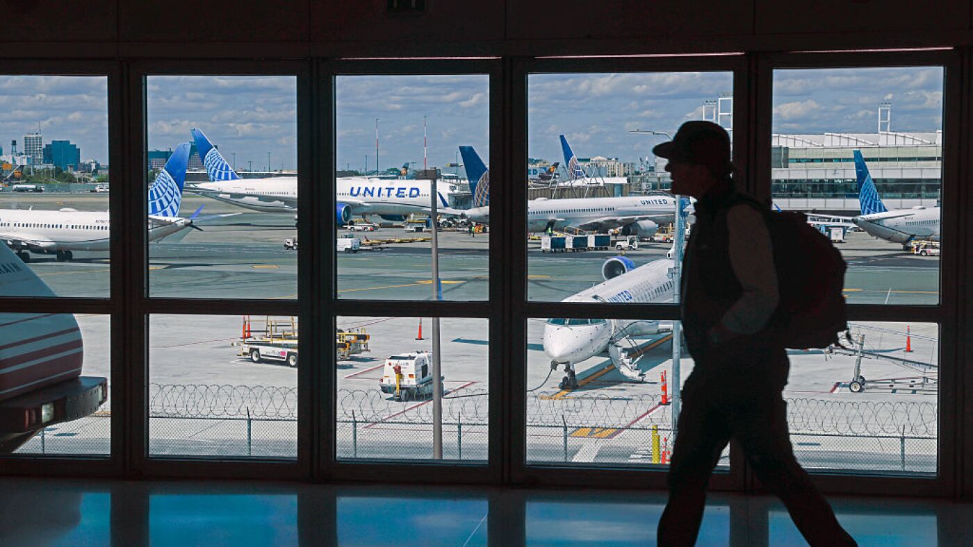 Newark Airport Shows Signs of Recovery Amid Travel Challenges