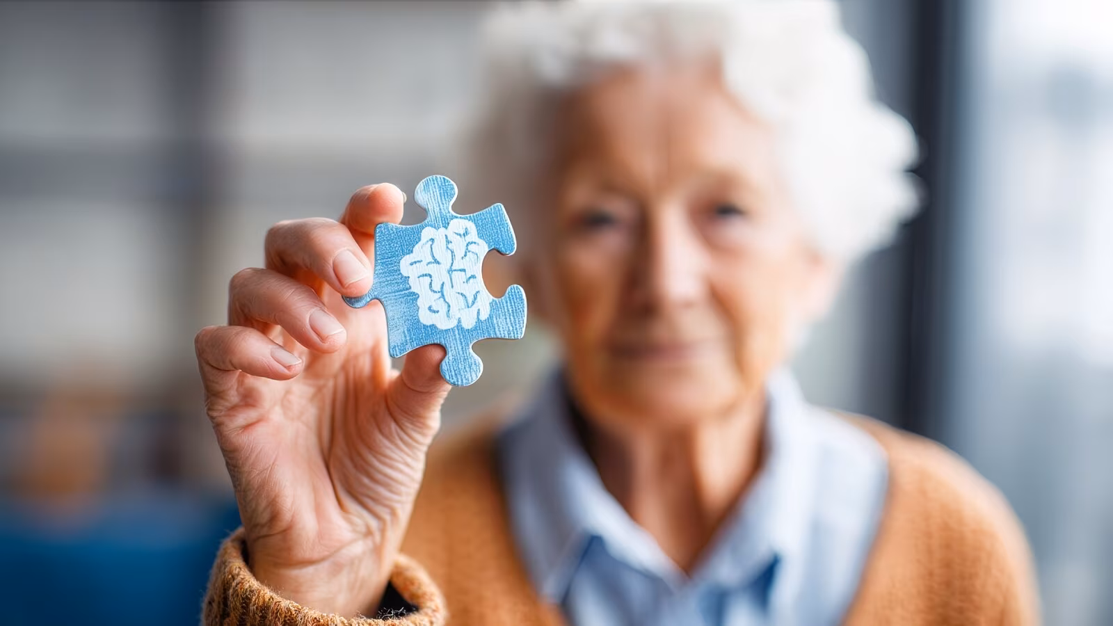 Featured image for Top Neurosurgeon Reveals 3 Daily Habits to Keep Your Brain Young and Sharp