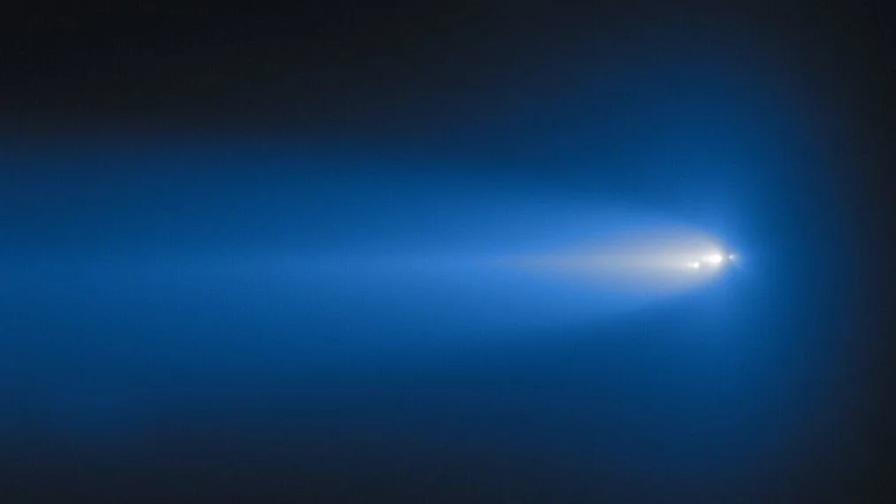 Comet C/2025 K1 (ATLAS) fractures in the Sun’s glare, captured by Gemini North