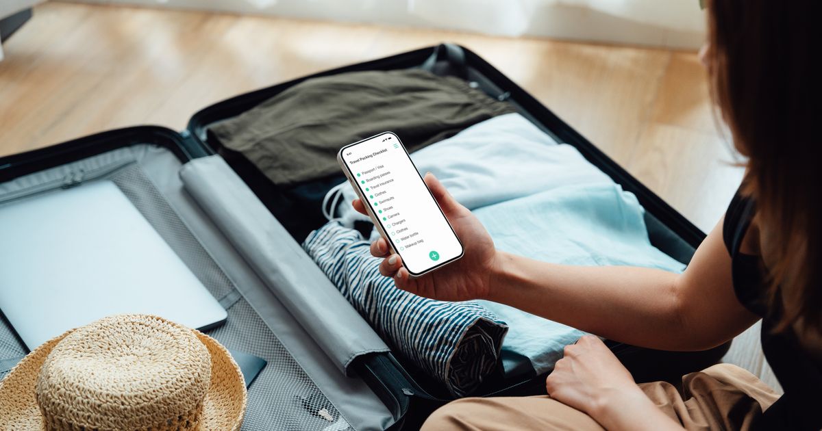 Featured image for Travel Habits That Mask High-Functioning Anxiety