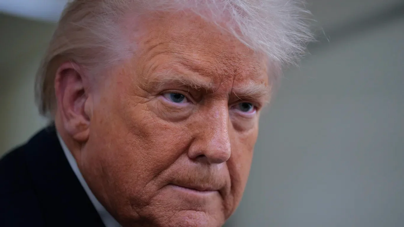 Trump Signals De-Escalation in Minnesota Immigration Push