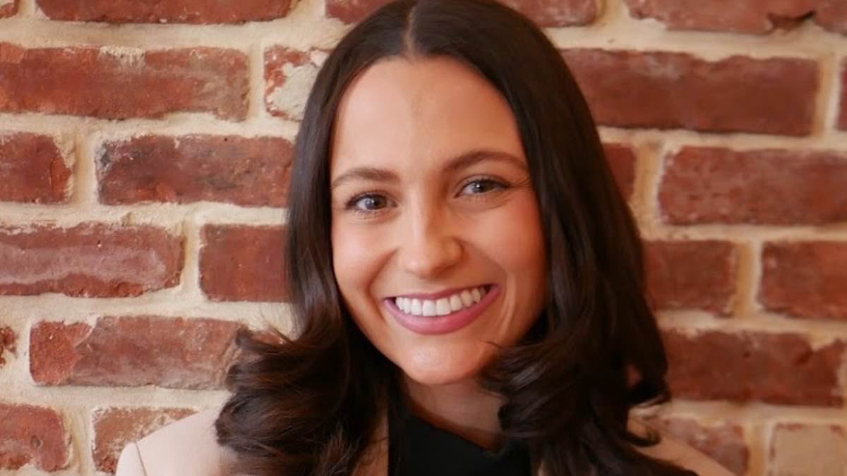 Featured image for "Dietitian's Top 4 Healthy Trader Joe's Snacks"