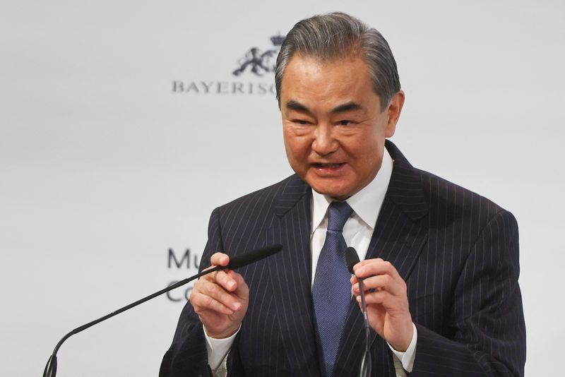 "China's Top Diplomat Calls for Enhanced Cooperation Among China, Japan, and South Korea"