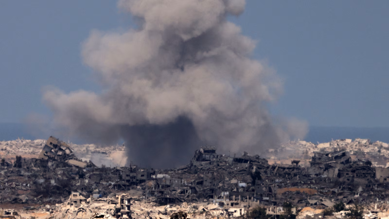 Featured image for Israel launches ground offensive in Gaza City