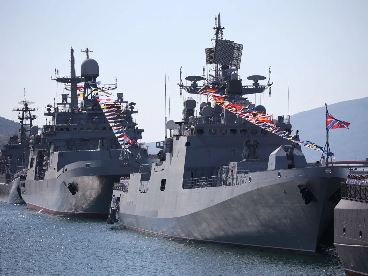 Featured image for "Ukrainian Missiles Strike Russian Black Sea Fleet in Crimea"