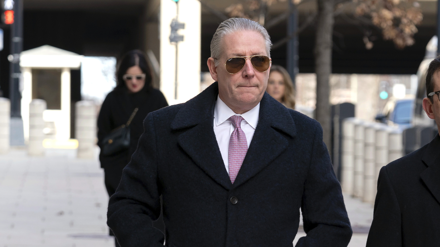 "Ex-FBI Official Receives 28-Month Prison Sentence for Concealing $225,000 Tied to Albania"