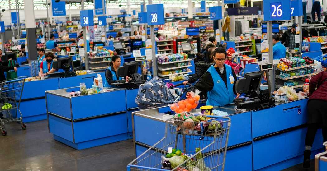 Walmart's Strong Performance and Optimistic Outlook Boost Holiday Momentum