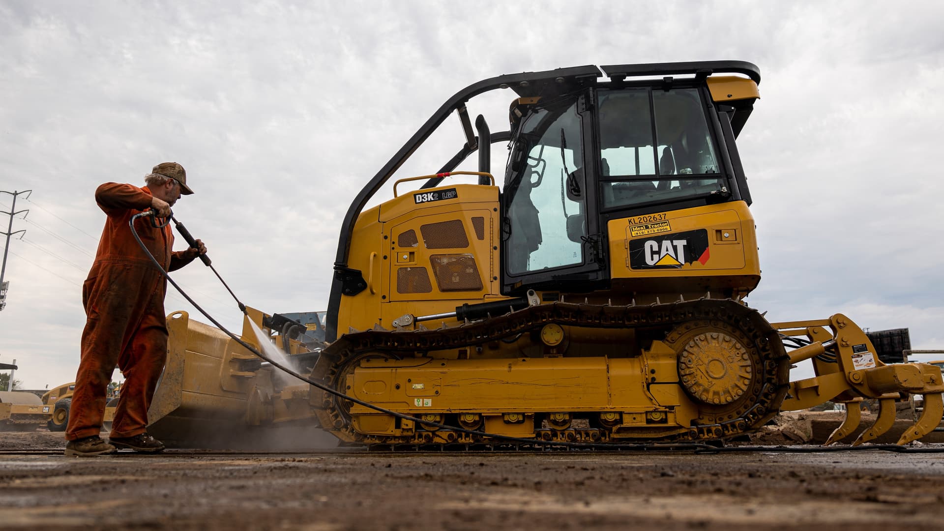 "Bank Reports: Real Estate Decline, Materials Stock Earnings, and Top Quality Cheap Stocks"