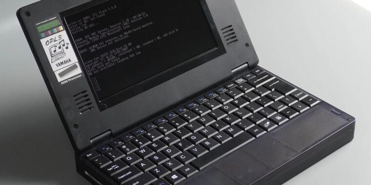 Featured image for Retro-style laptop with 8088 CPU and 640KB RAM now available for $200.