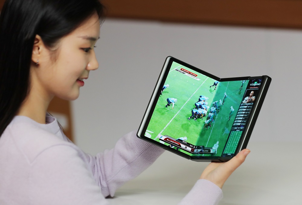"Samsung Unveils Cutting-Edge Display Innovations at CES 2024"