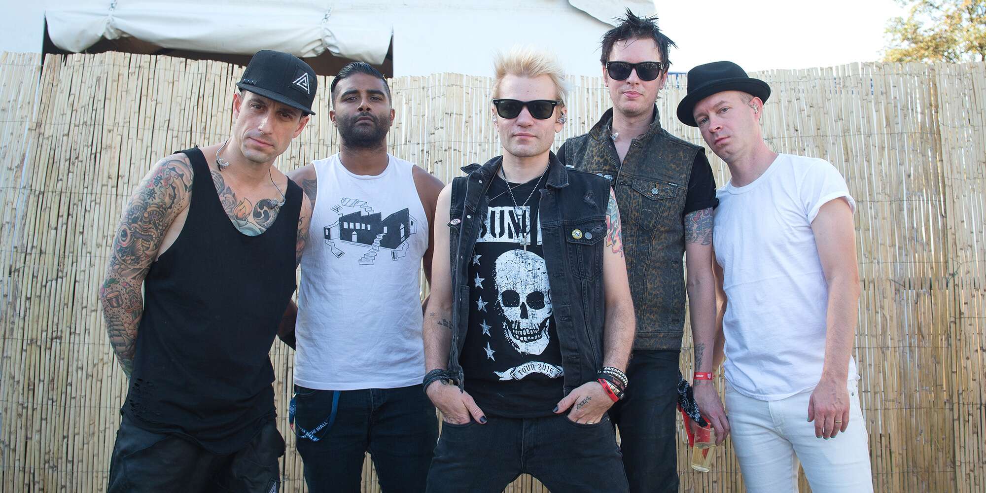 Featured image for Sum 41 calls it quits after 27 years with final album and tour.